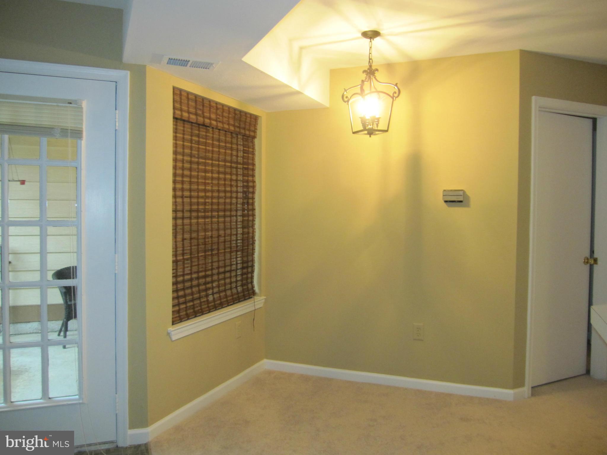 14107 William Street, Unit 16D Laurel, MD 20707 - Photo 16 of 23 Dining Room