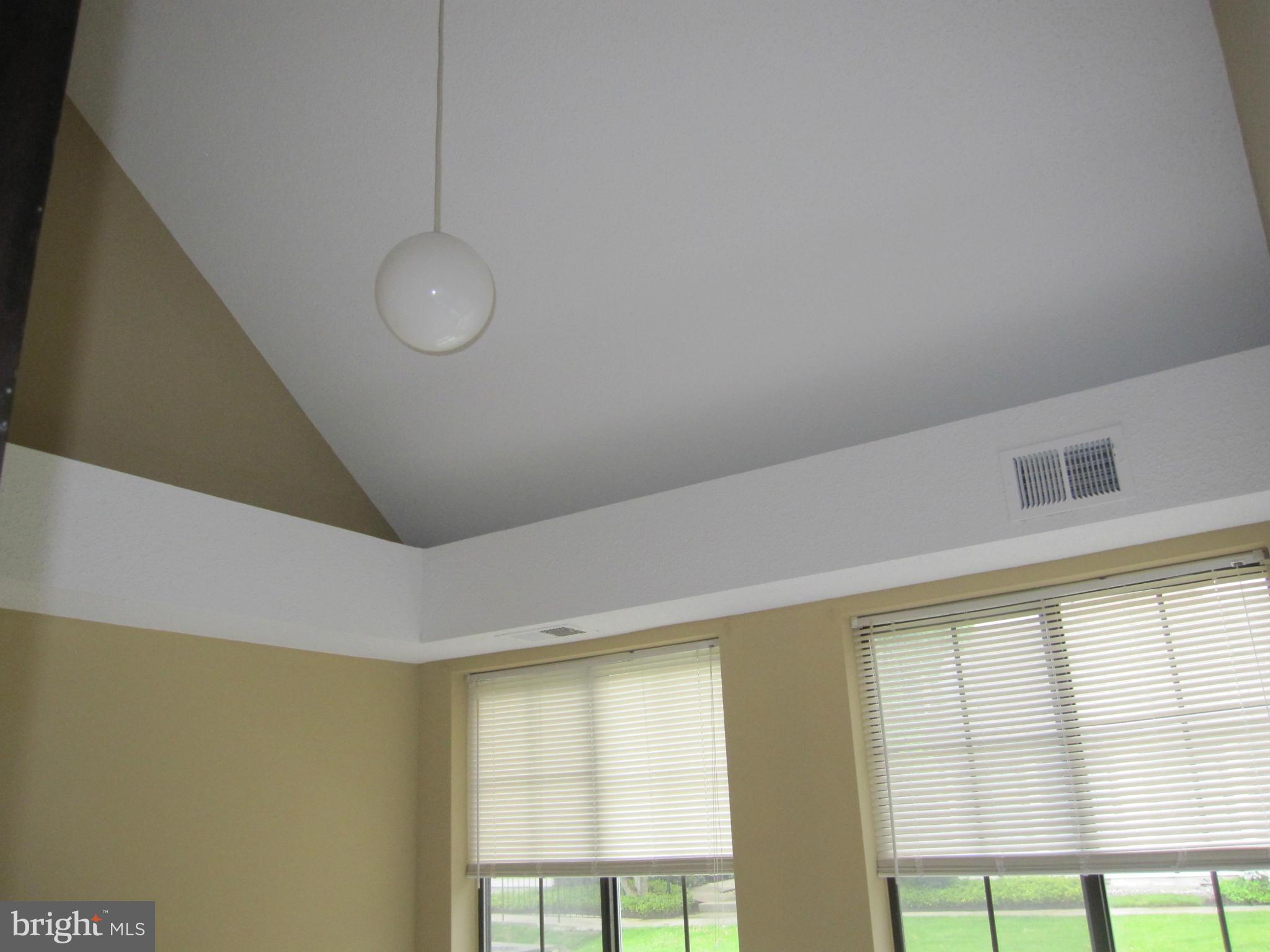 14107 William Street, Unit 16D Laurel, MD 20707 - Photo 4 of 23 Interior (General)