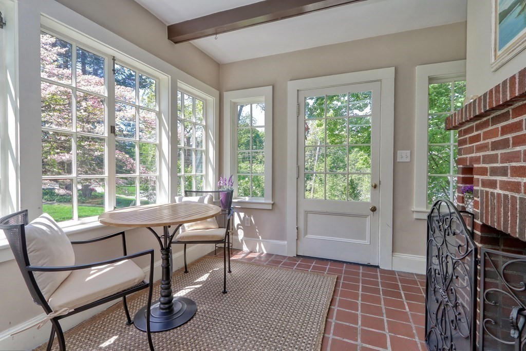 2 Maple Road Winchester, MA 01890 - Photo 3 of 40