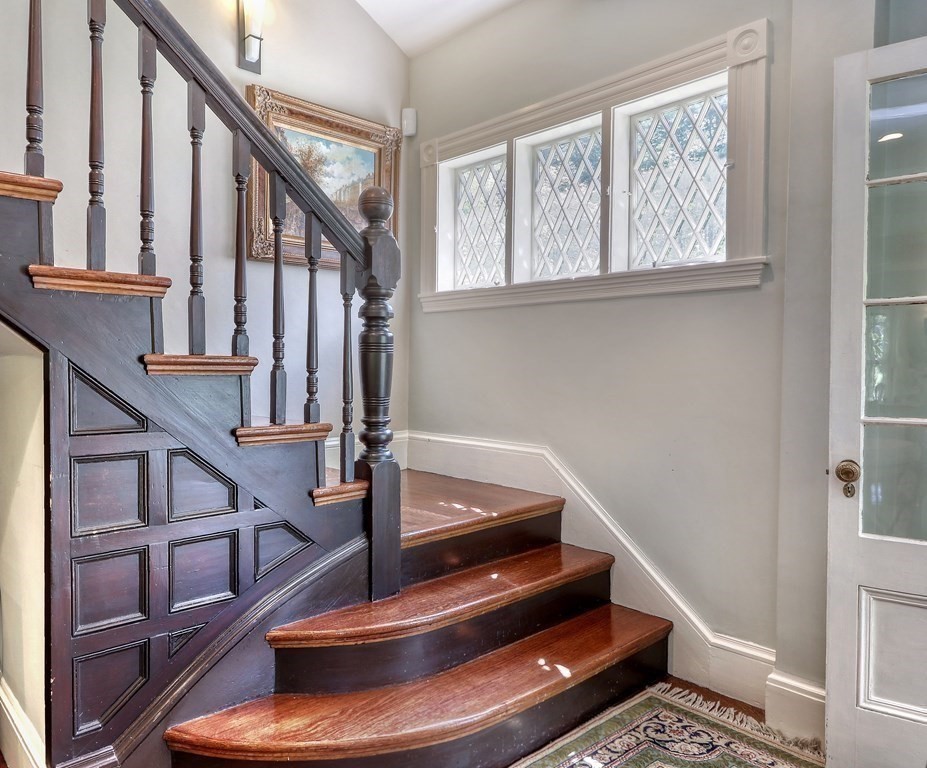 2 Maple Road Winchester, MA 01890 - Photo 4 of 40