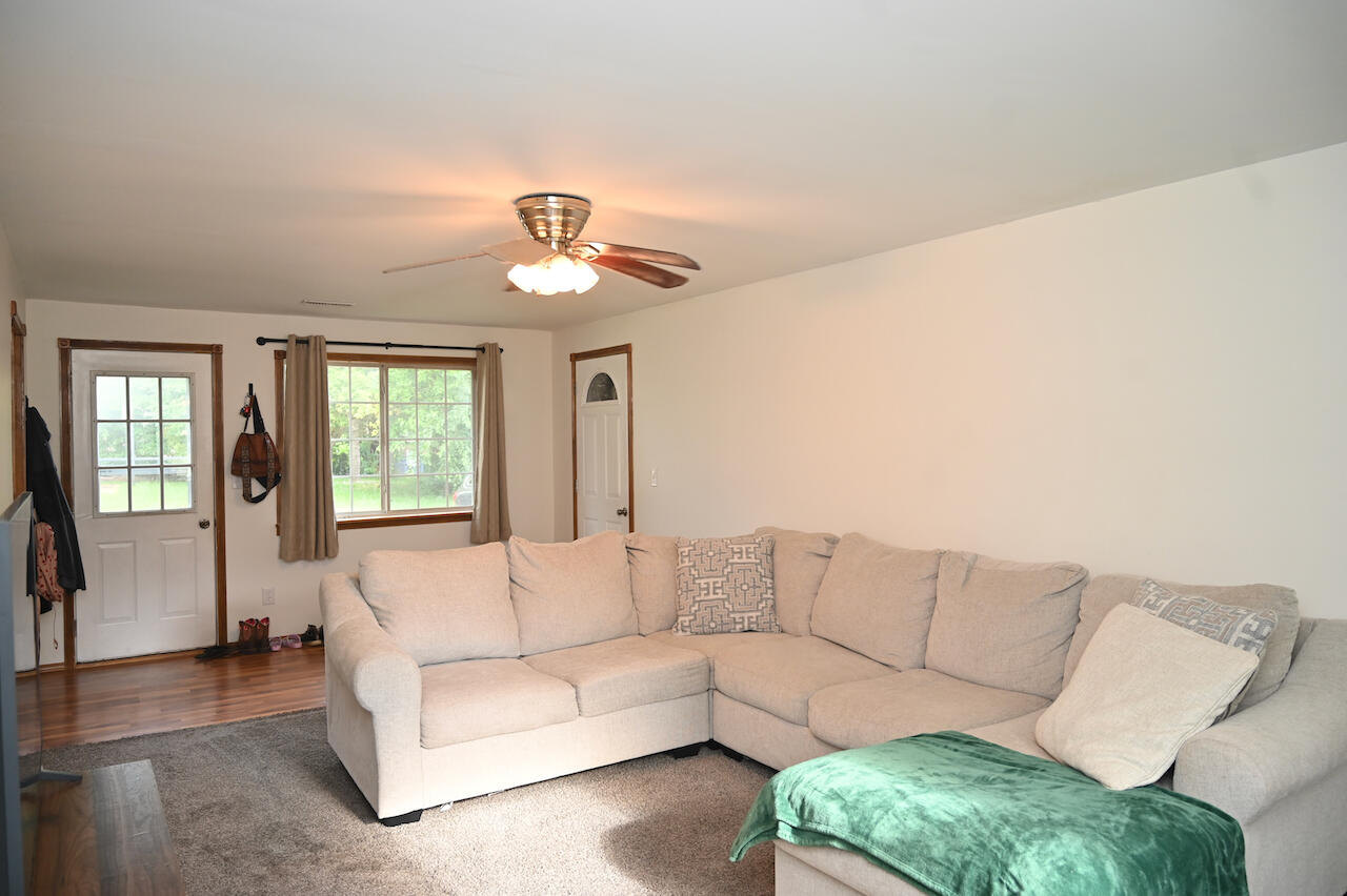 420 Exeter Road Kingsford Heights, IN 46346 - Photo 3 of 11 1280x852