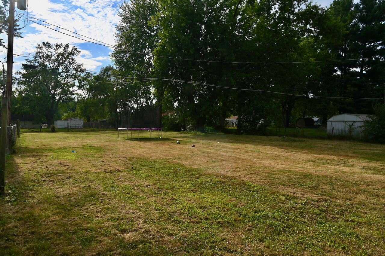 420 Exeter Road Kingsford Heights, IN 46346 - Photo 9 of 11 1280x852