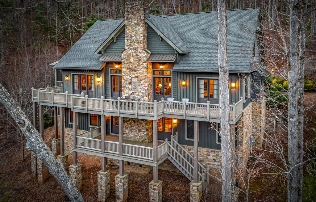 490 Red Wolf Run Franklin, NC 28734 - Photo 5 of 83 a front view of a house with balcony