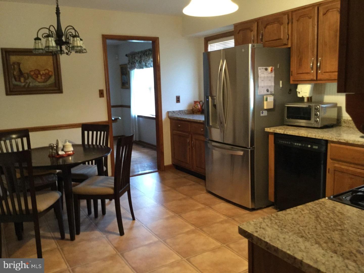 1304 Steel Road Havertown, PA 19083 - Photo 14 of 20