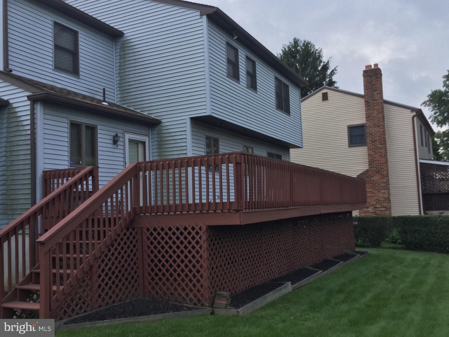 1304 Steel Road Havertown, PA 19083 - Photo 3 of 20