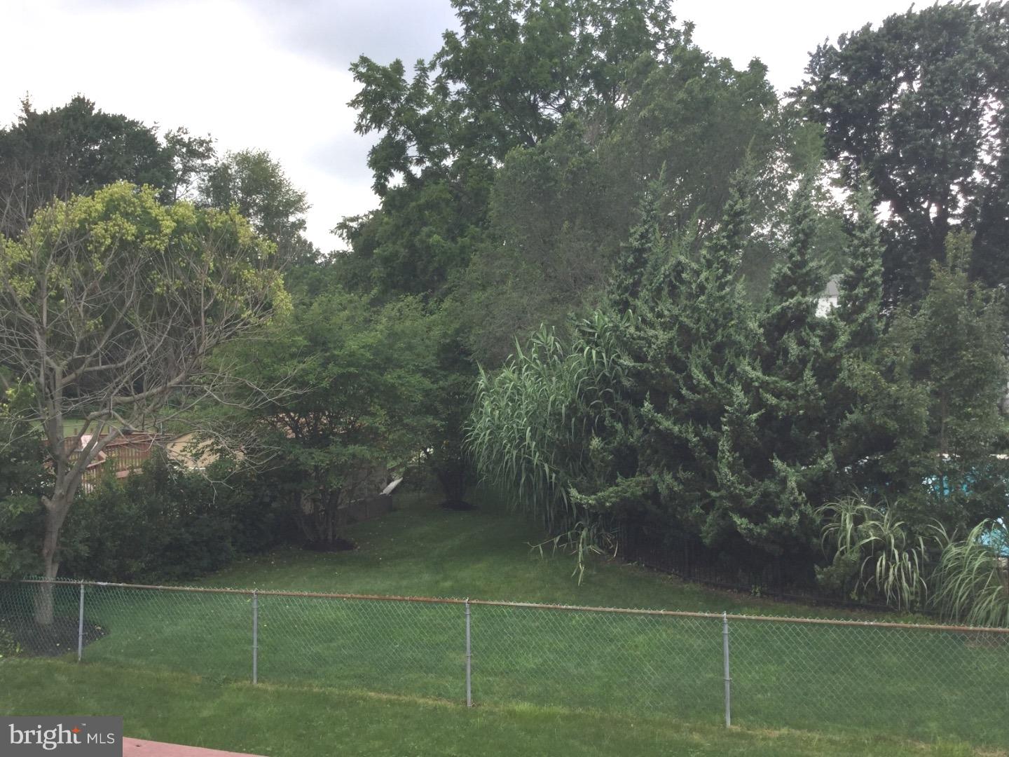 1304 Steel Road Havertown, PA 19083 - Photo 10 of 20