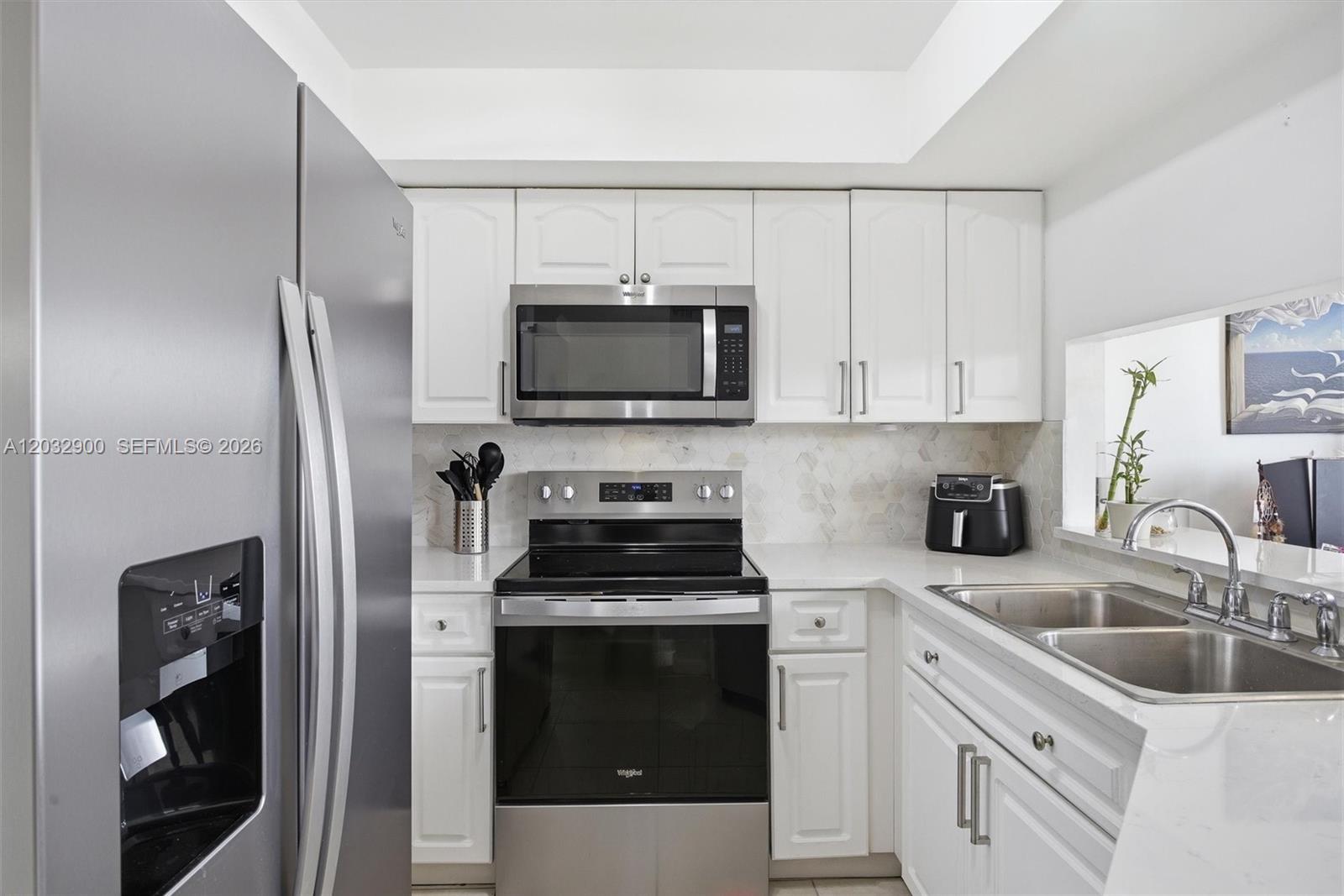 8335 Southwest 152nd Avenue, Unit B411 Miami, FL 33193 - Photo 5 of 27