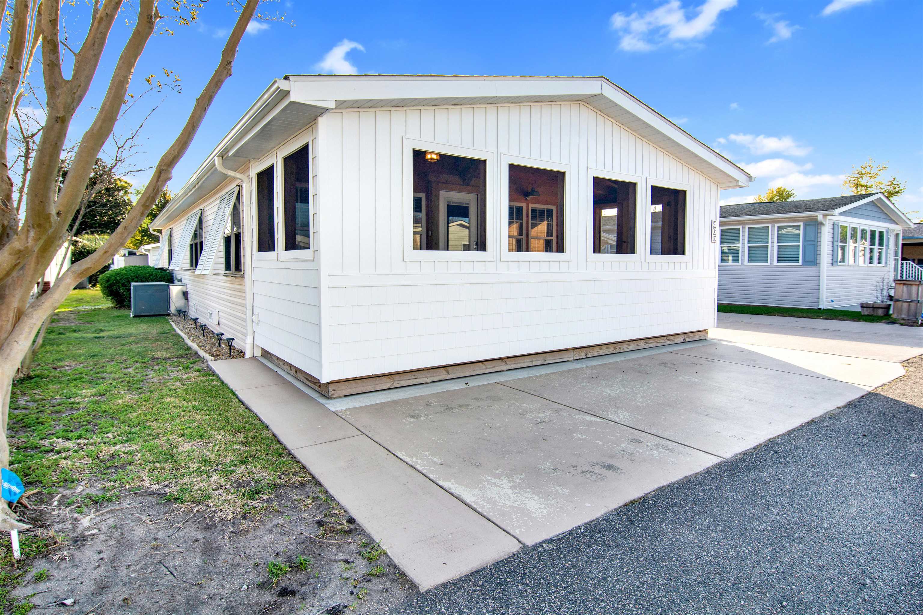 465 Sandpebble Surfside Beach, SC 29575 - Photo 3 of 42