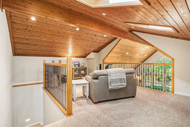 $649,900 | 9622 West R Avenue, Mattawan, MI 49071