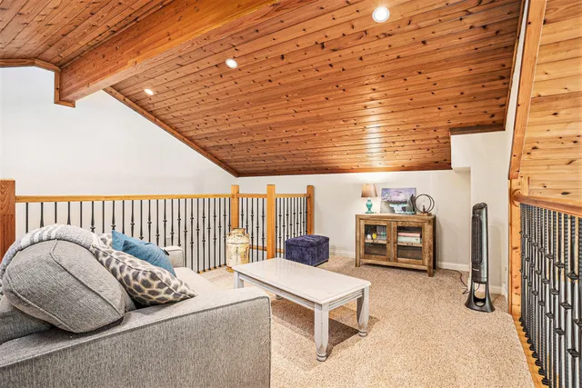 $649,900 | 9622 West R Avenue, Mattawan, MI 49071