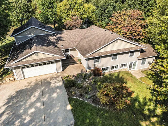 $649,900 | 9622 West R Avenue, Mattawan, MI 49071