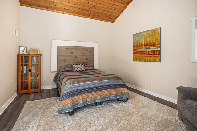 $649,900 | 9622 West R Avenue, Mattawan, MI 49071