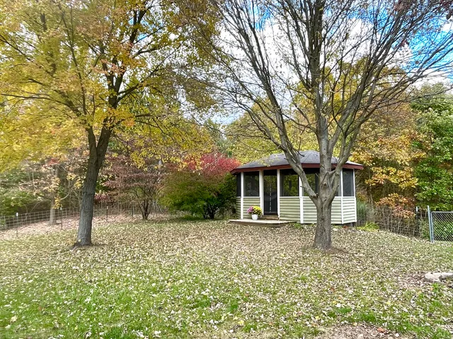 $649,900 | 9622 West R Avenue, Mattawan, MI 49071