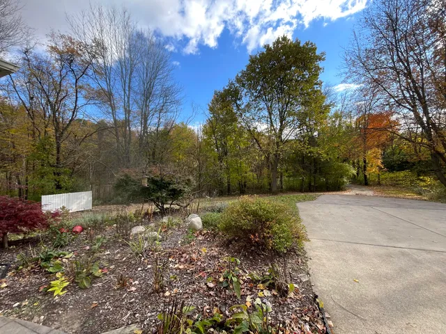 $649,900 | 9622 West R Avenue, Mattawan, MI 49071