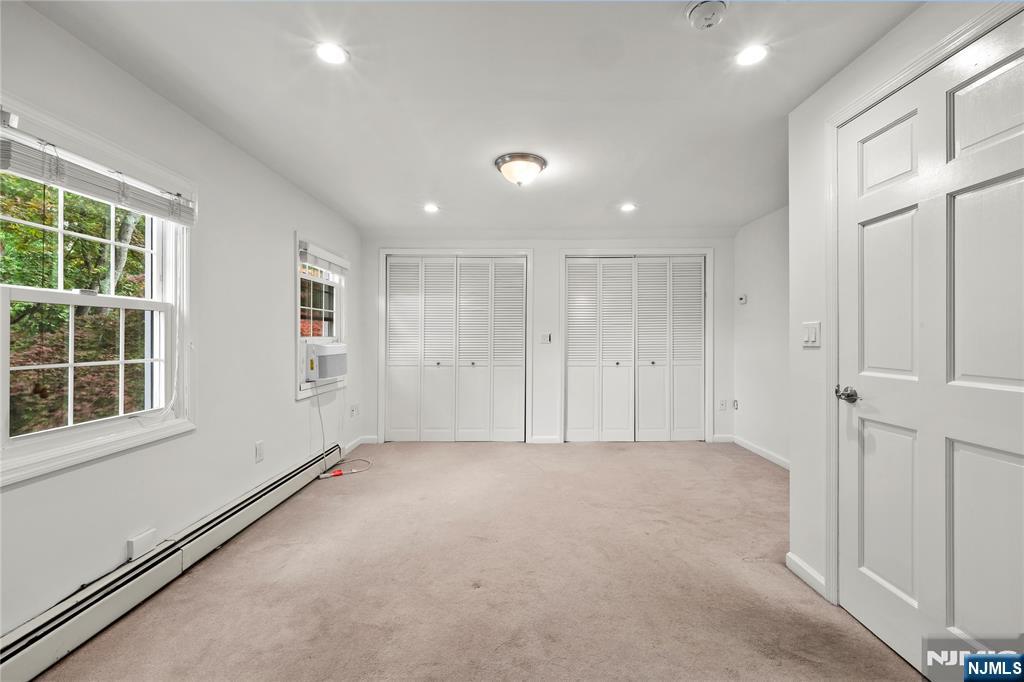 54 Chestnut Avenue Park Ridge, NJ 07656 - Photo 15 of 38 Gallery Image 15