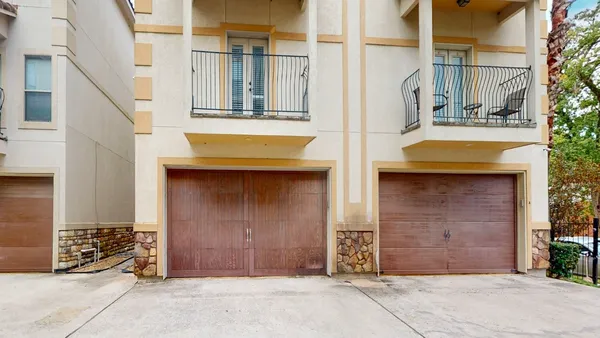 $2,600 | 2540 Prospect Street, Unit B, Houston, TX 77004