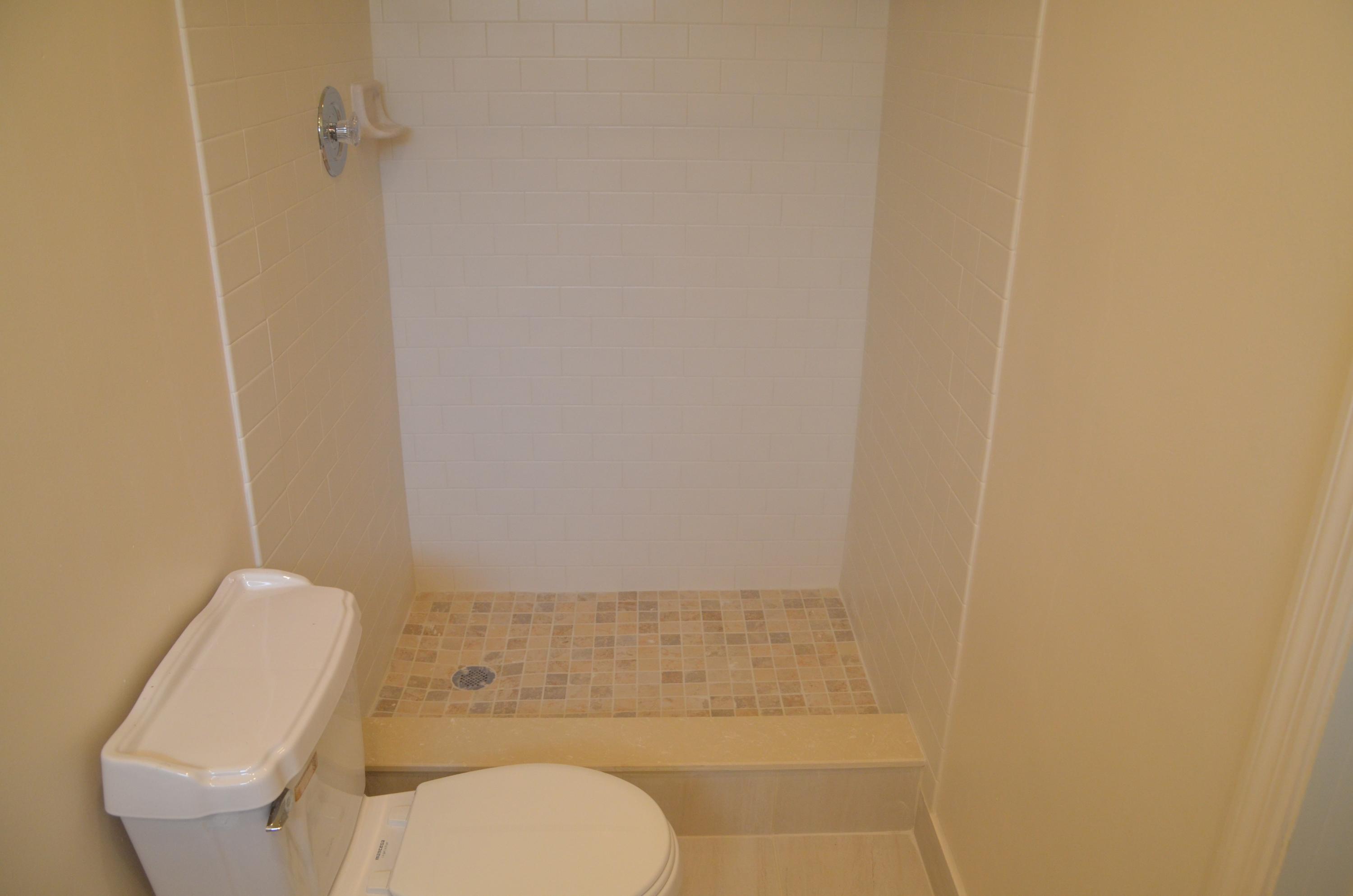 189 East 30th Street Riviera Beach, FL 33404 - Photo 7 of 12 Master Bathroom