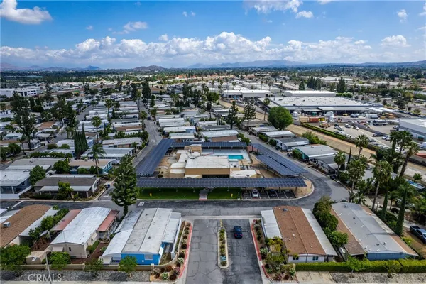 $189,000 | 3883-spc 45 Buchanan Street, Riverside, CA 92503