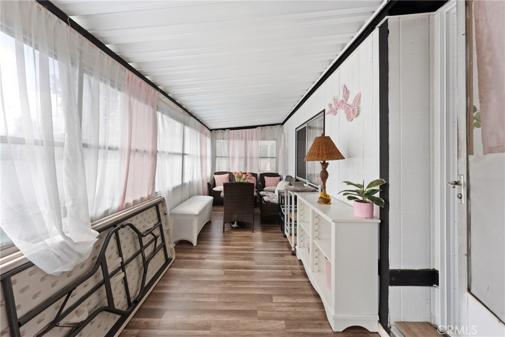 3883-spc 45 Buchanan Street Riverside, CA 92503 - Photo 4 of 44