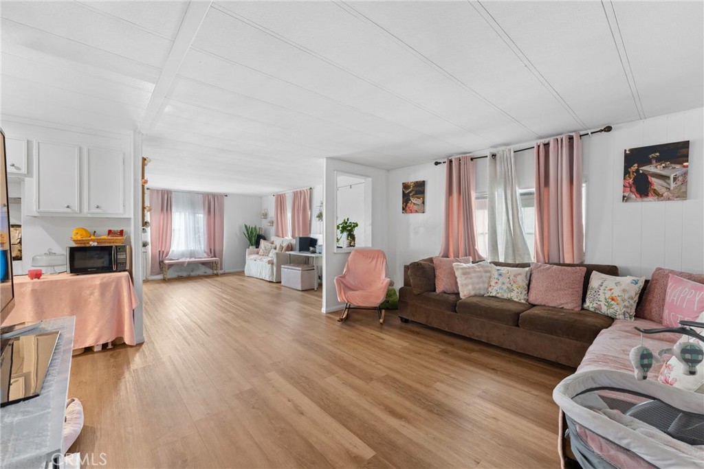 3883-spc 45 Buchanan Street Riverside, CA 92503 - Photo 7 of 44