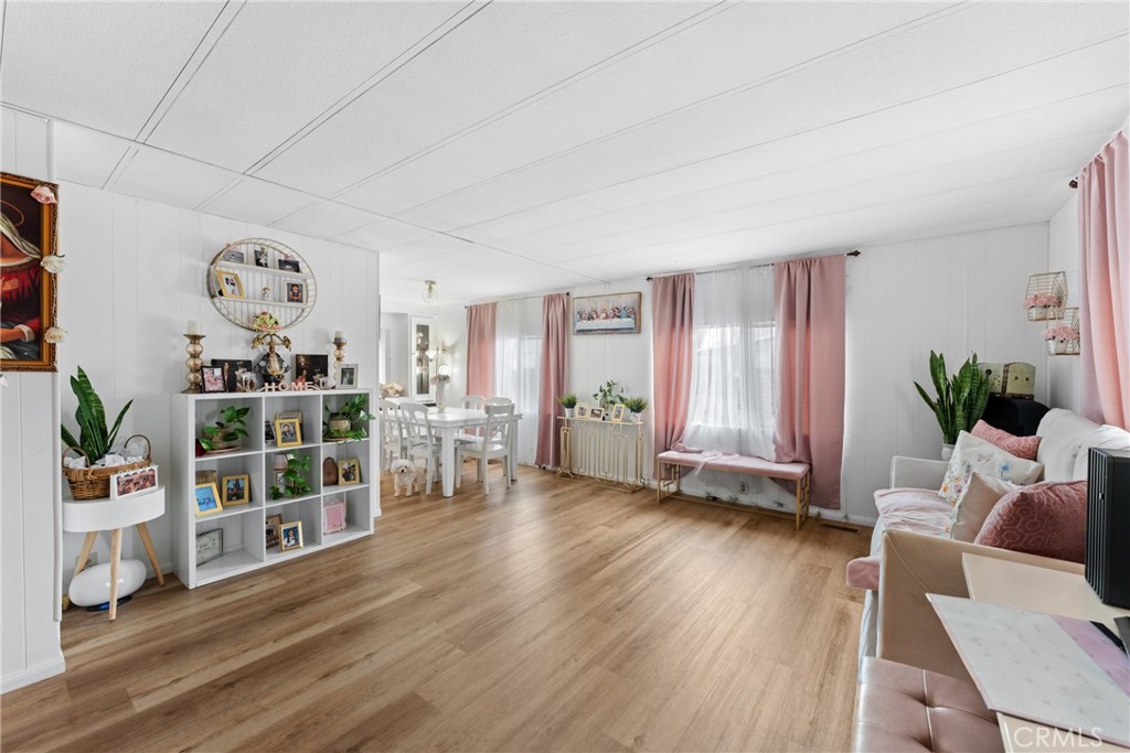 3883-spc 45 Buchanan Street Riverside, CA 92503 - Photo 8 of 44