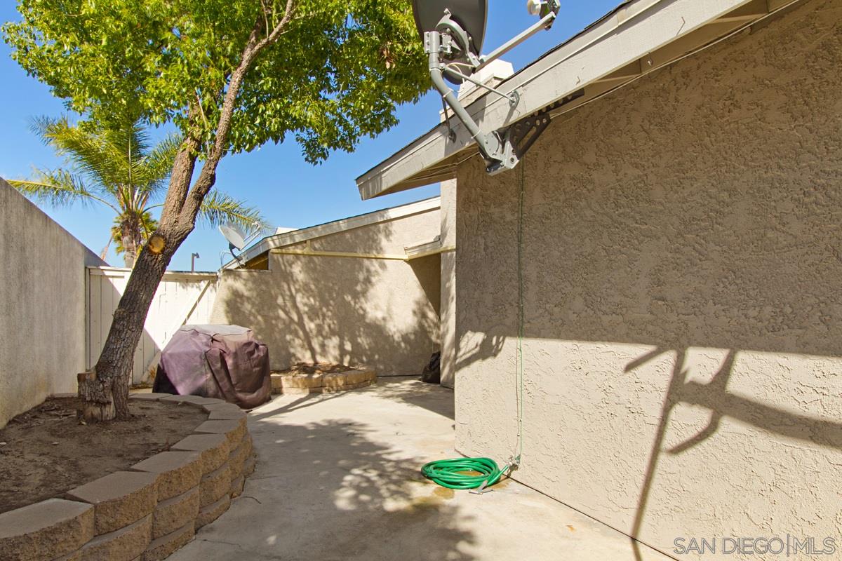 44557 La Paz Road, Unit B Temecula, CA 92592 - Photo 14 of 21