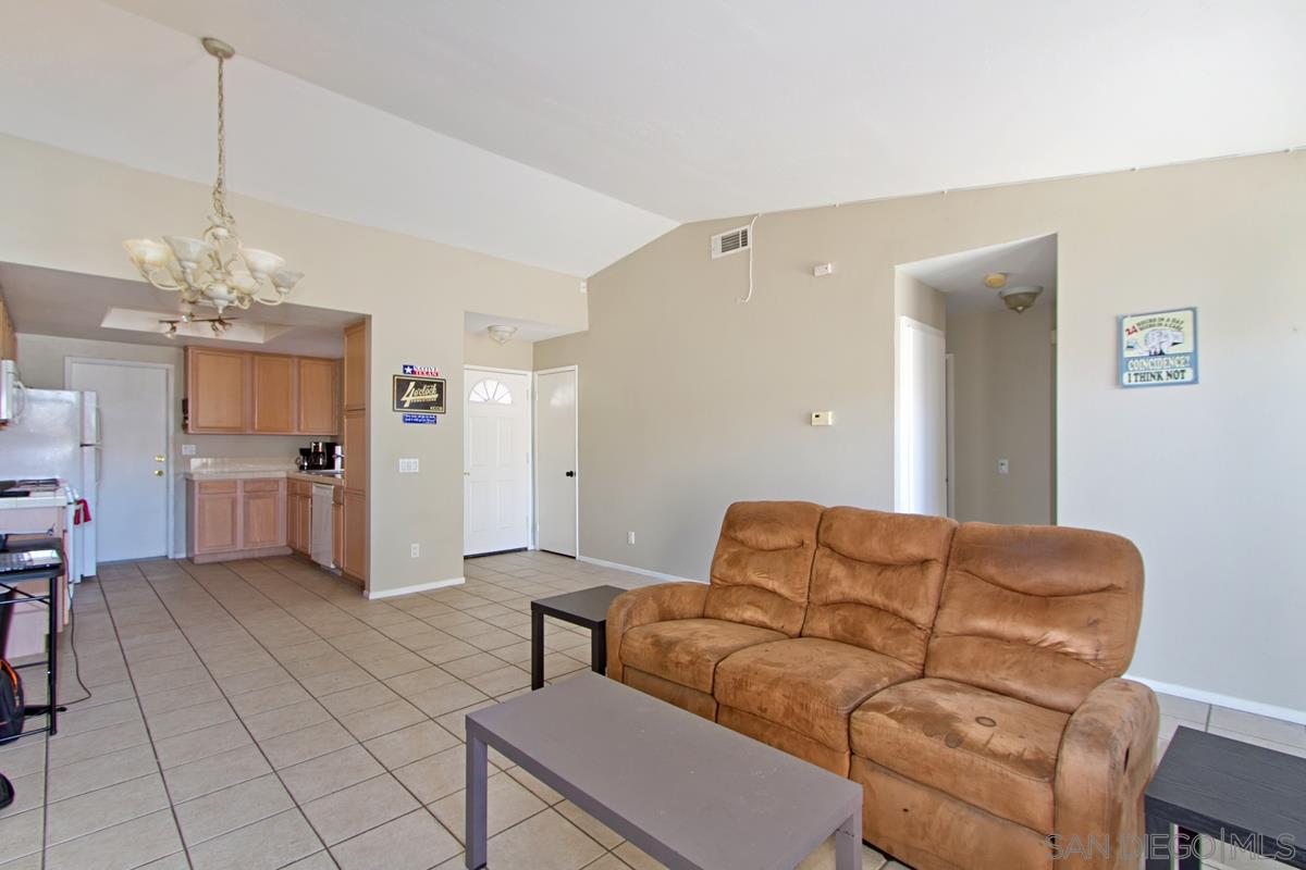 44557 La Paz Road, Unit B Temecula, CA 92592 - Photo 6 of 21