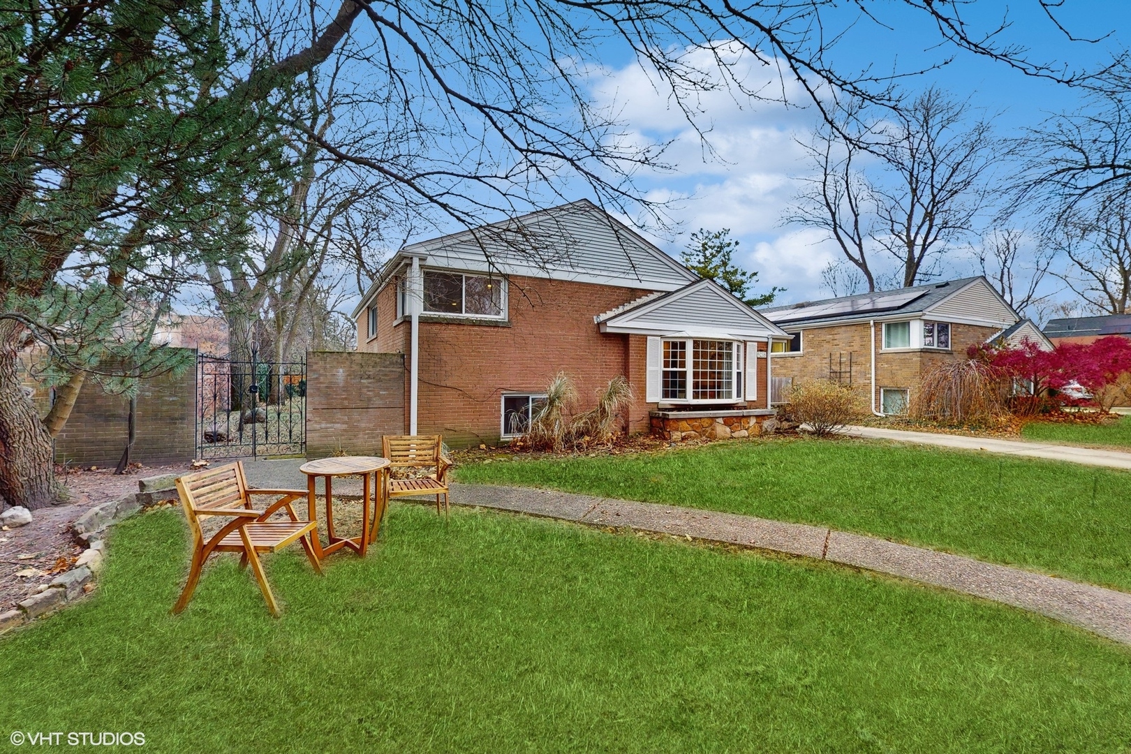 9238 Forestview Road Evanston, IL 60203 - Photo 1 of 26 Gallery Image 1