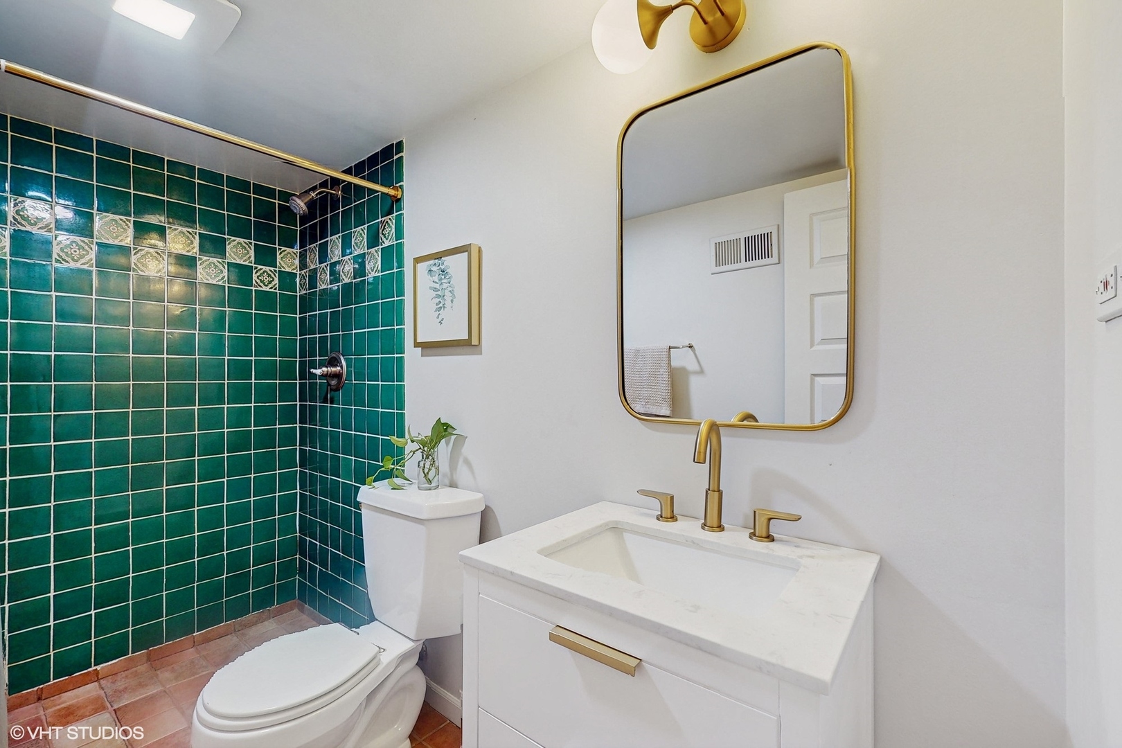 9238 Forestview Road Evanston, IL 60203 - Photo 20 of 26 Gallery Image 20