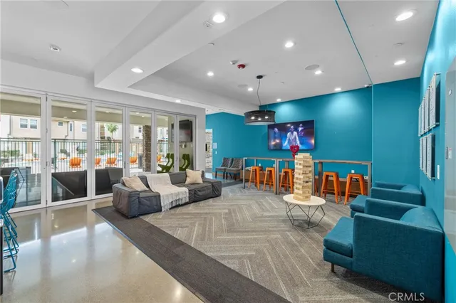 $820 | 1831 Northpark Boulevard West, Unit 501, San Bernardino, CA 92407