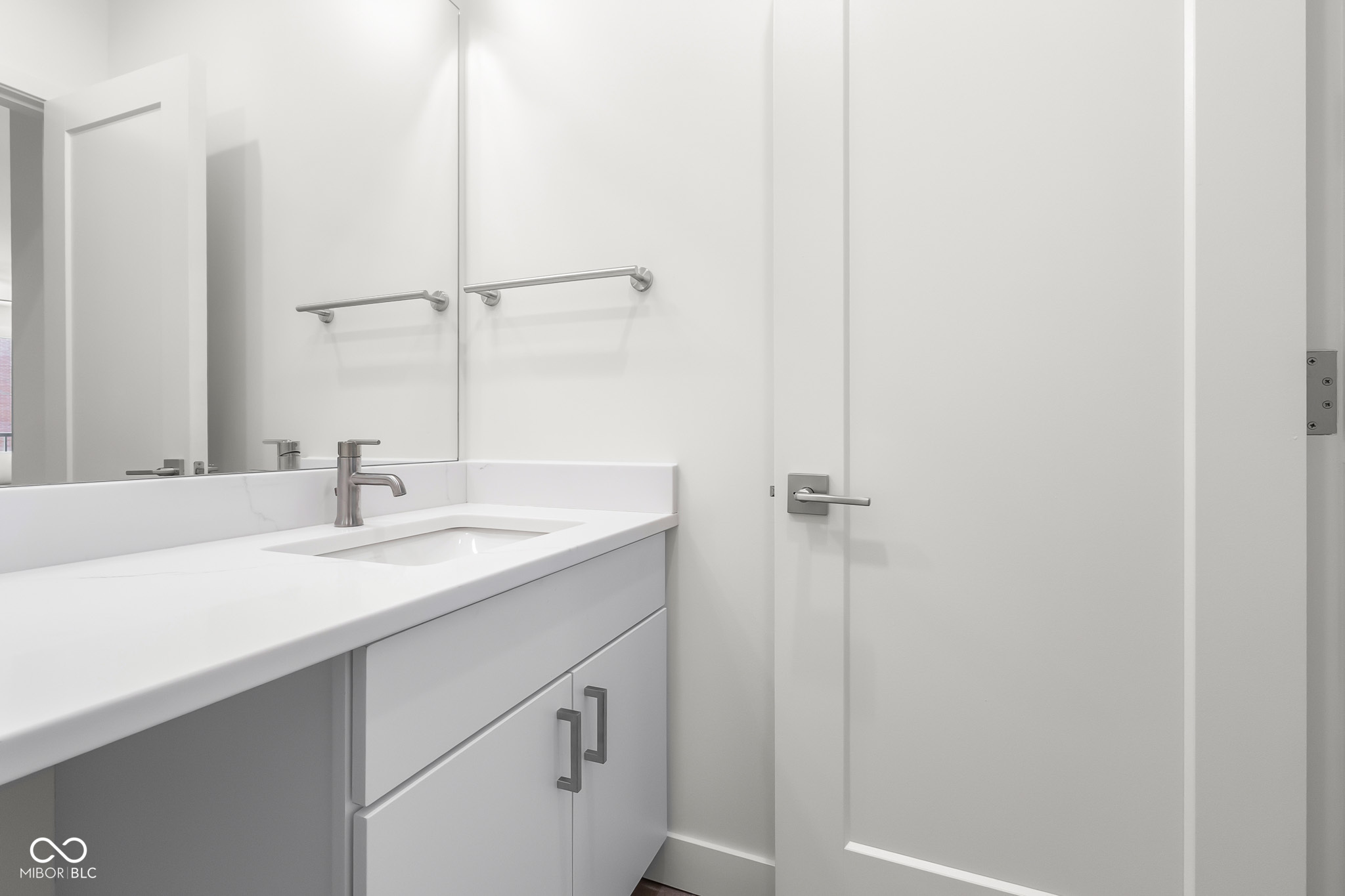 822 7th Street Columbus, IN 47201 - Photo 18 of 41