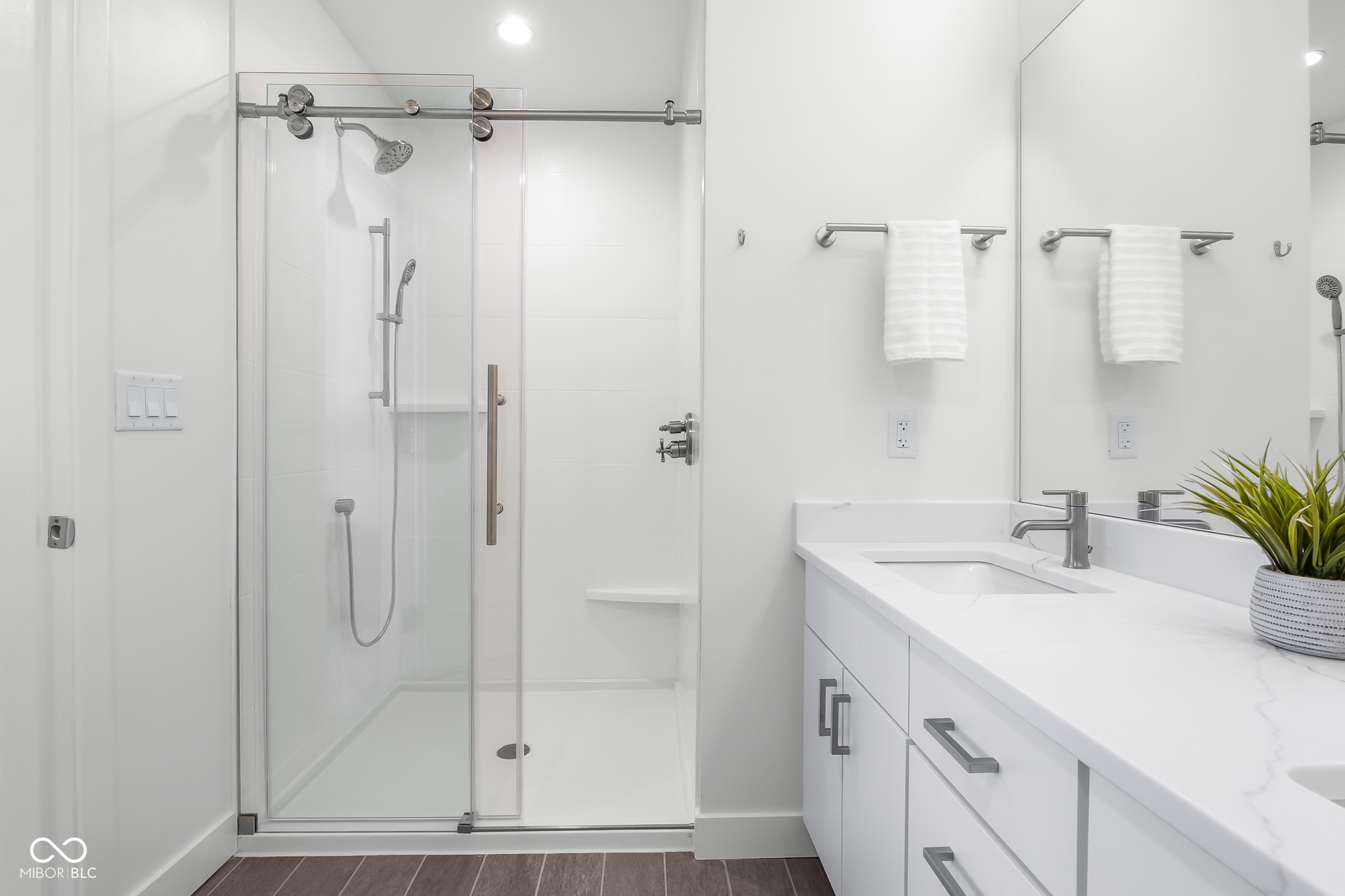 822 7th Street Columbus, IN 47201 - Photo 31 of 41