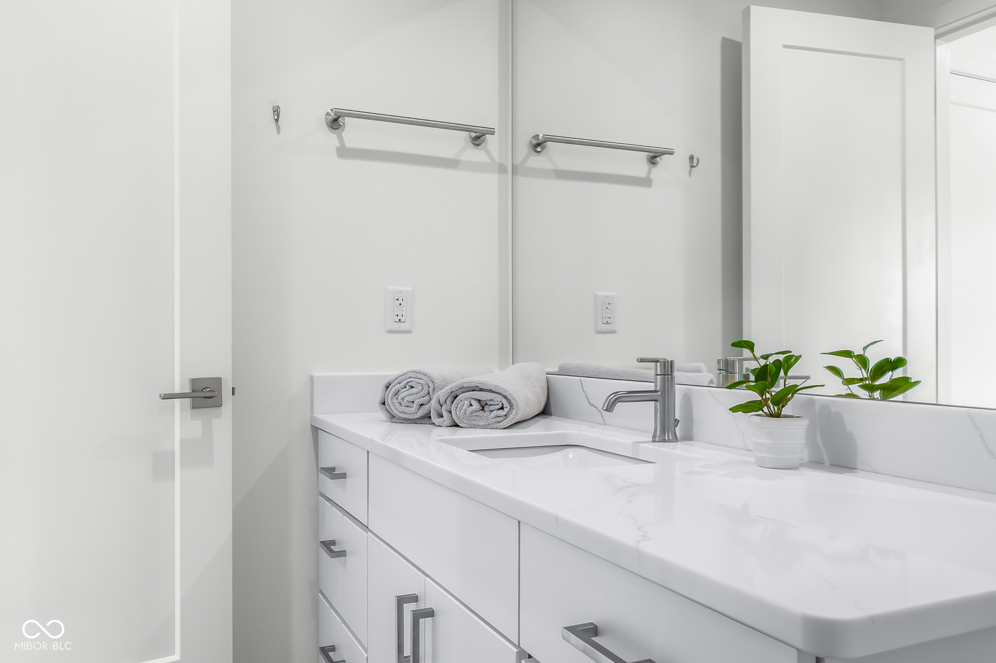 822 7th Street Columbus, IN 47201 - Photo 40 of 41