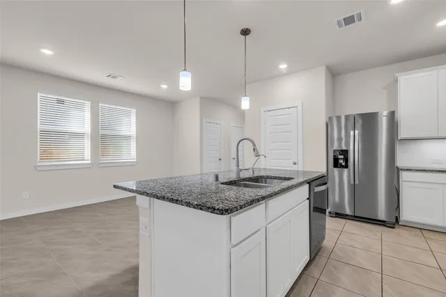 $350,000 | 17554 Rosette Grass Drive, Conroe, TX 77385