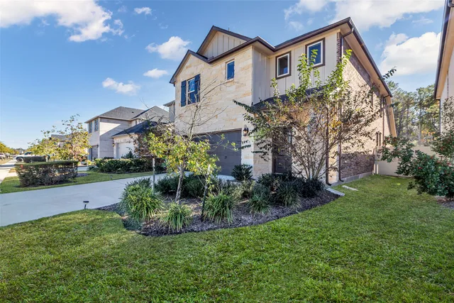 $350,000 | 17554 Rosette Grass Drive, Conroe, TX 77385