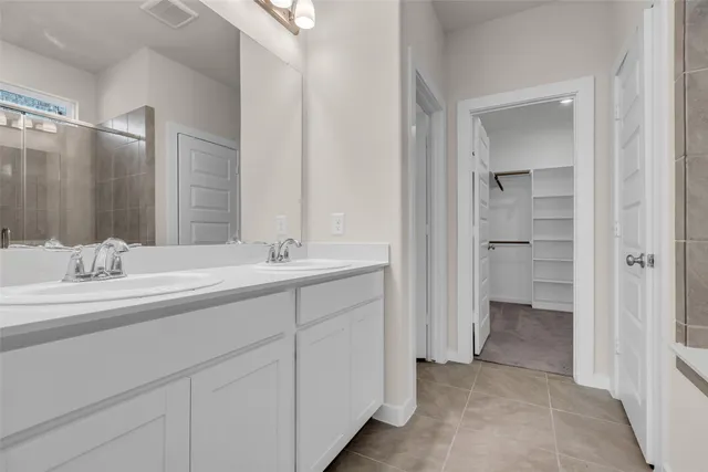 $350,000 | 17554 Rosette Grass Drive, Conroe, TX 77385