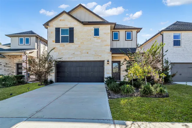 $350,000 | 17554 Rosette Grass Drive, Conroe, TX 77385