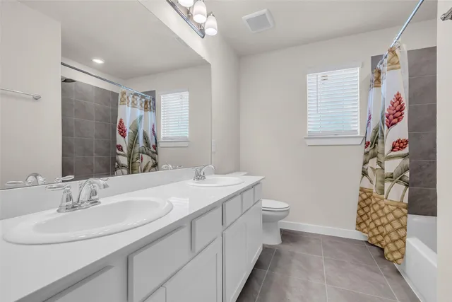 $350,000 | 17554 Rosette Grass Drive, Conroe, TX 77385