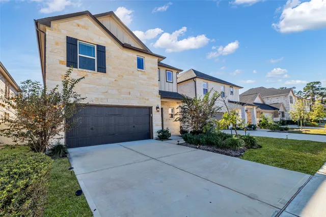 $350,000 | 17554 Rosette Grass Drive, Conroe, TX 77385