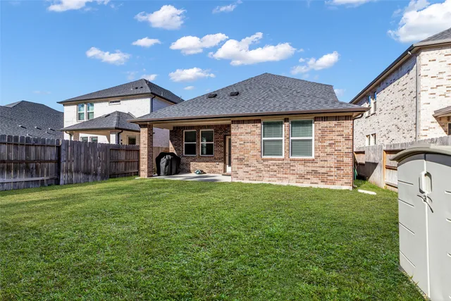 $350,000 | 17554 Rosette Grass Drive, Conroe, TX 77385