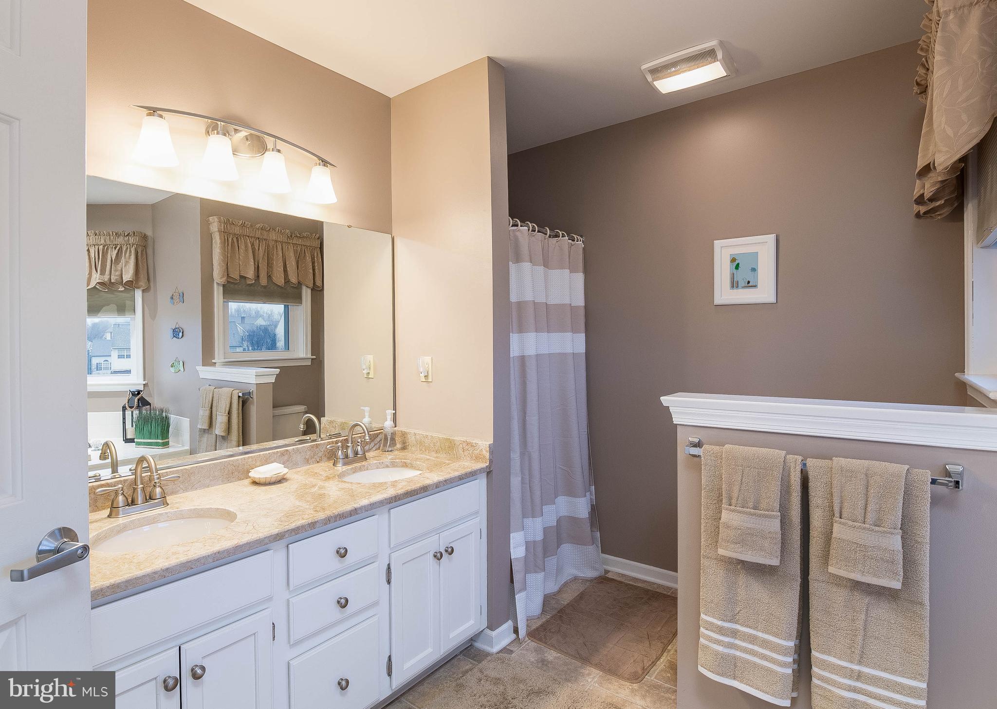 1173 Cedar Top Road Reading, PA 19607 - Photo 18 of 34 Master Bathroom