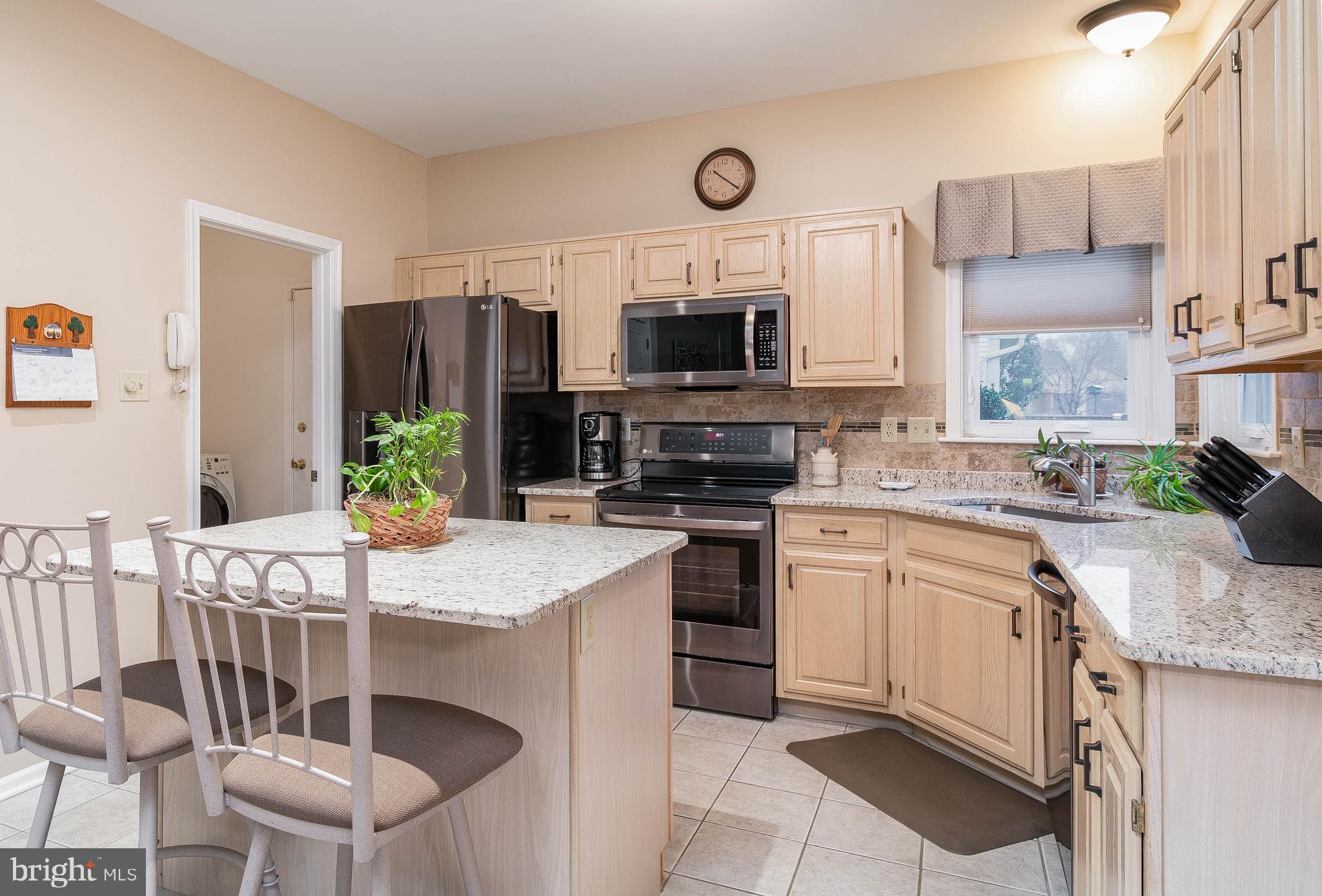 1173 Cedar Top Road Reading, PA 19607 - Photo 9 of 34 Kitchen