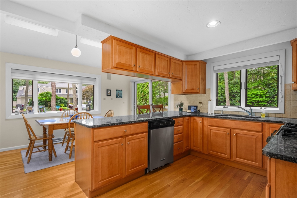 23 Topping Lift Mashpee, MA 02649 - Photo 17 of 42