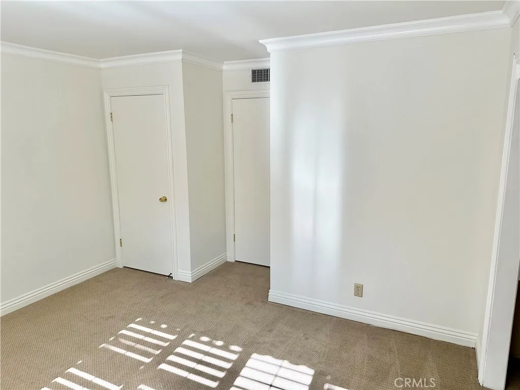28005 Ridgebluff Court Rancho Palos Verdes, CA 90275 - Photo 14 of 30 a view of an empty room