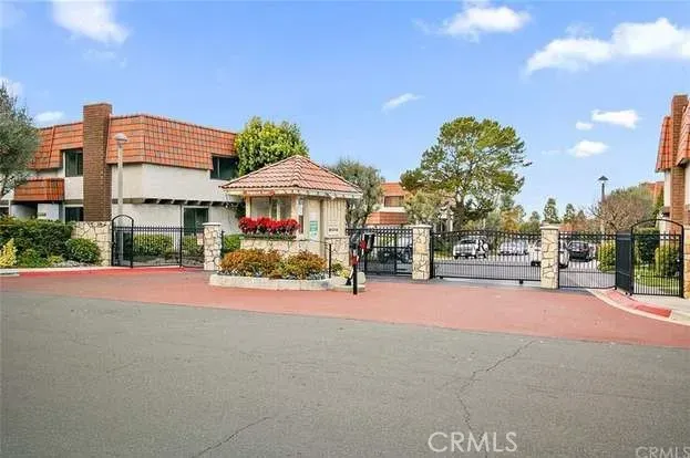 $835,000 | 28005 Ridgebluff Court, Rancho Palos Verdes, CA 90275