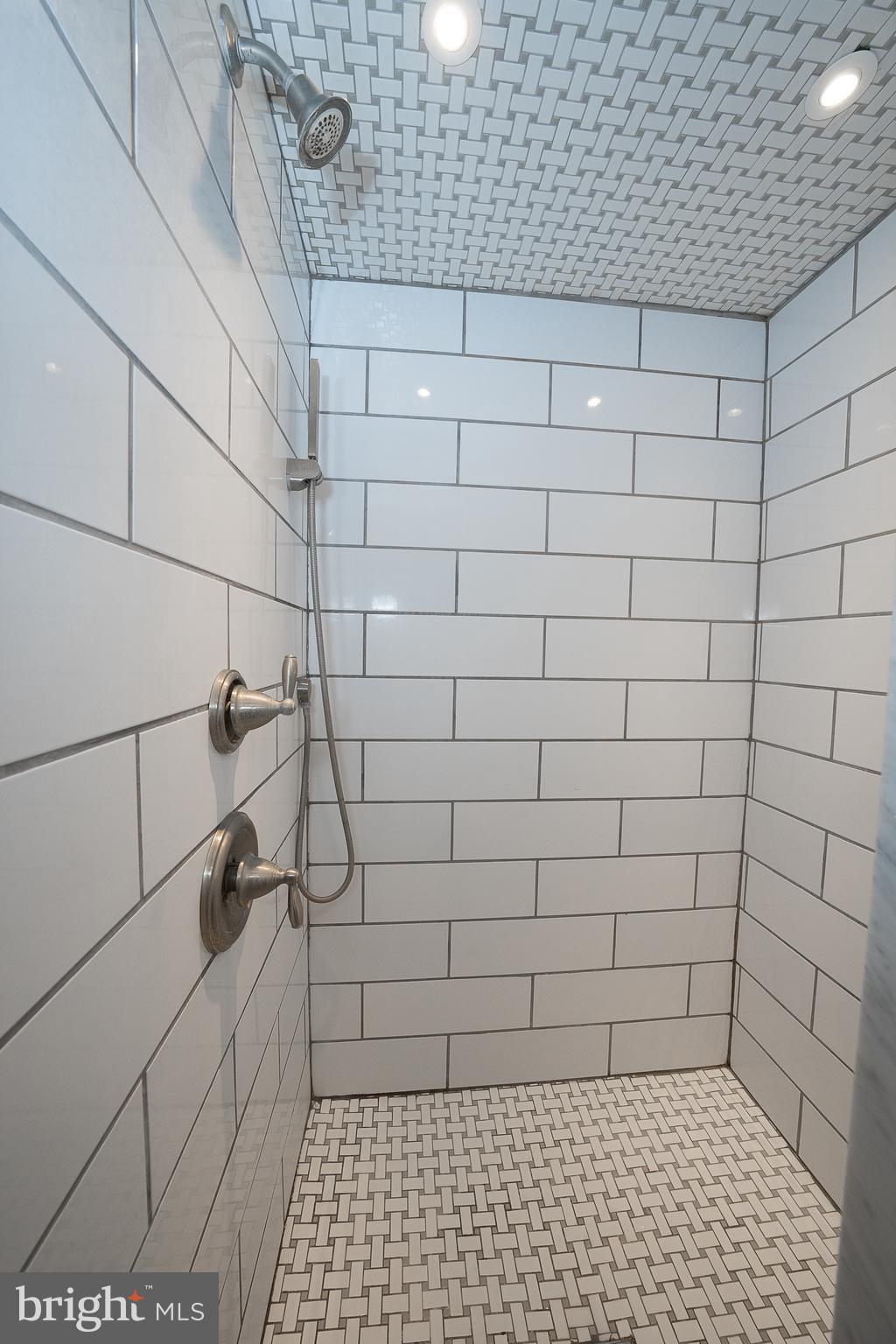 950 Spring City Road Phoenixville, PA 19460 - Photo 21 of 43 a bathroom with a shower