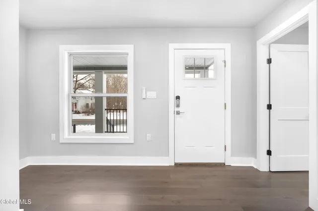 $2,375 | 103 East High Street, Unit 3, Ballston Spa, NY 12020