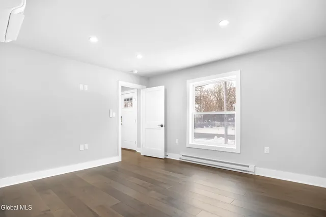 $2,375 | 103 East High Street, Unit 3, Ballston Spa, NY 12020