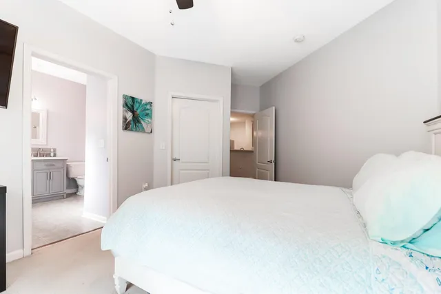 $2,400 | 1300 Park W Boulevard, Unit 716, Mount Pleasant, SC 29466