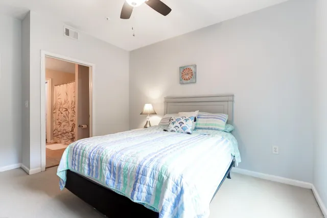 $2,400 | 1300 Park W Boulevard, Unit 716, Mount Pleasant, SC 29466